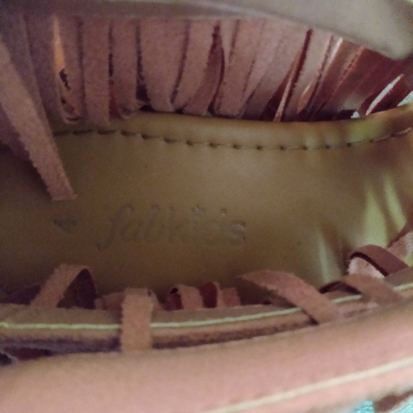 3/$15 Fringed rose coloured sandals - Picture 3 of 5